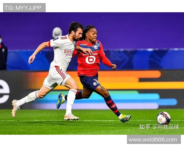 里尔主场迎战史特拉斯堡争夺法甲积分榜关键战役